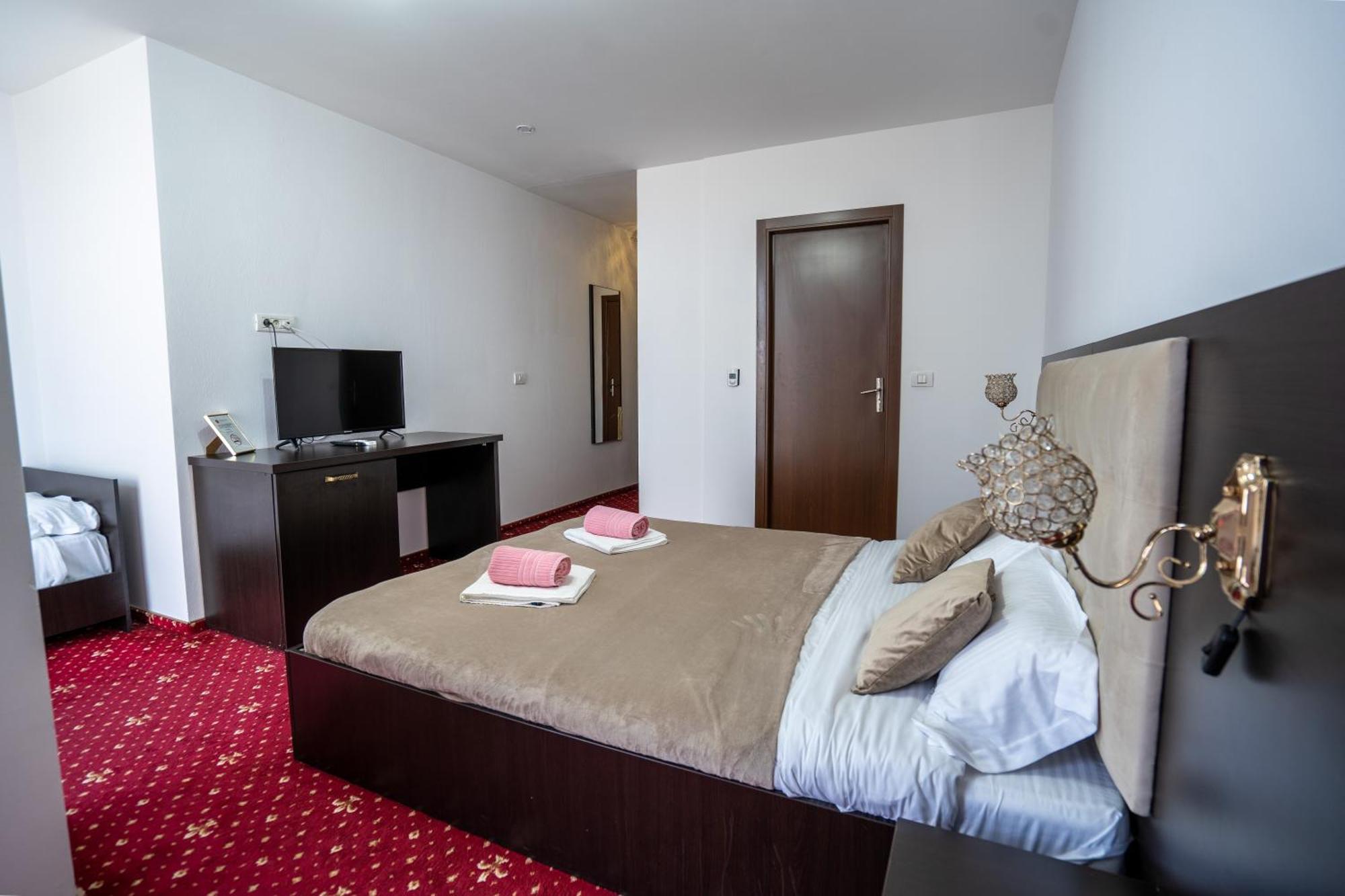 Hotel N Residence Тимишоара Екстериор снимка